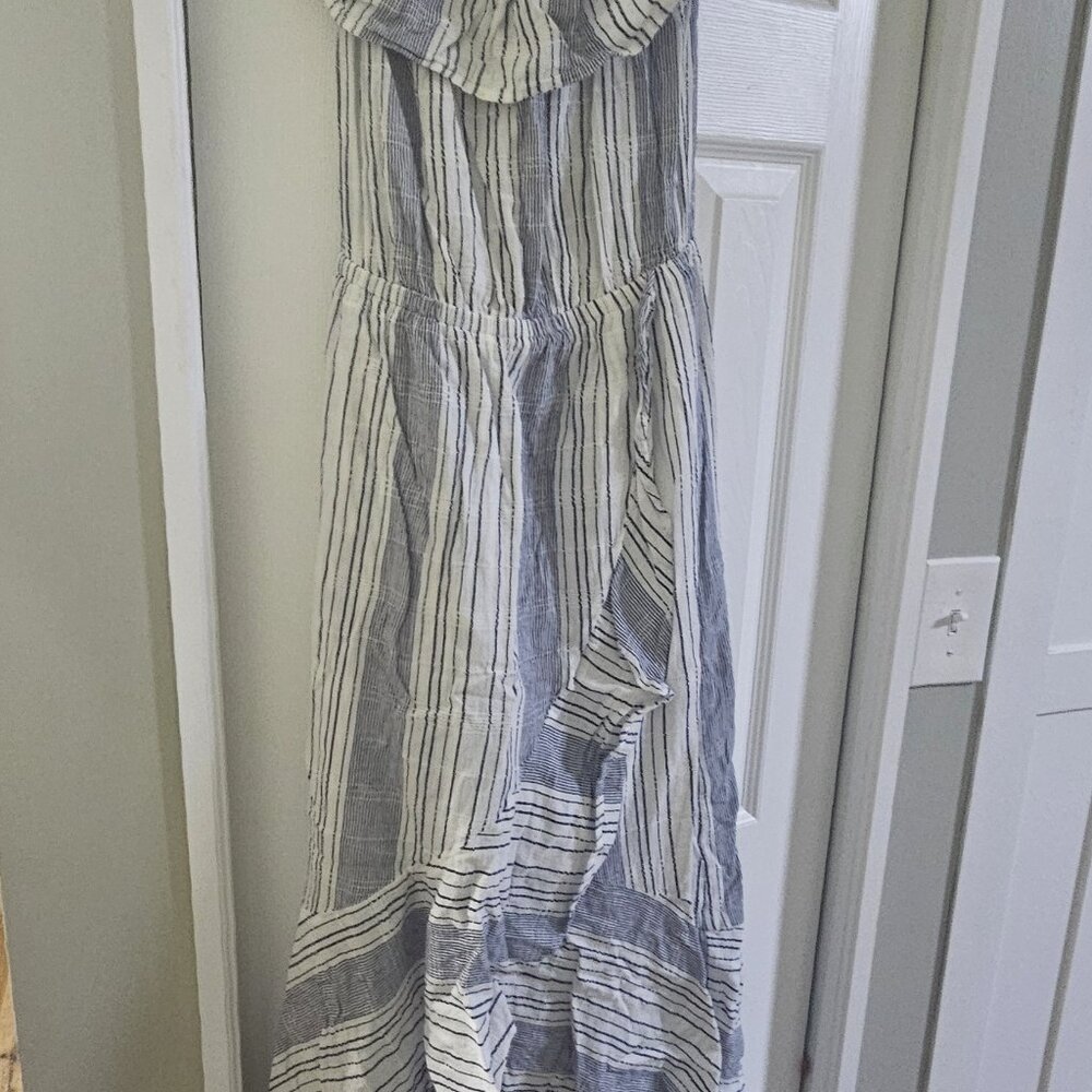 Express ruffle maxi dress Size S - striped blue and white